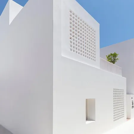 Ethos Vegan Fira, Santorini 호텔 *