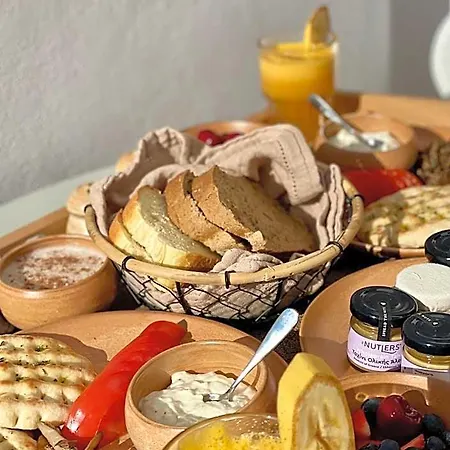 Hotel Ethos Vegan Fira, Santorini