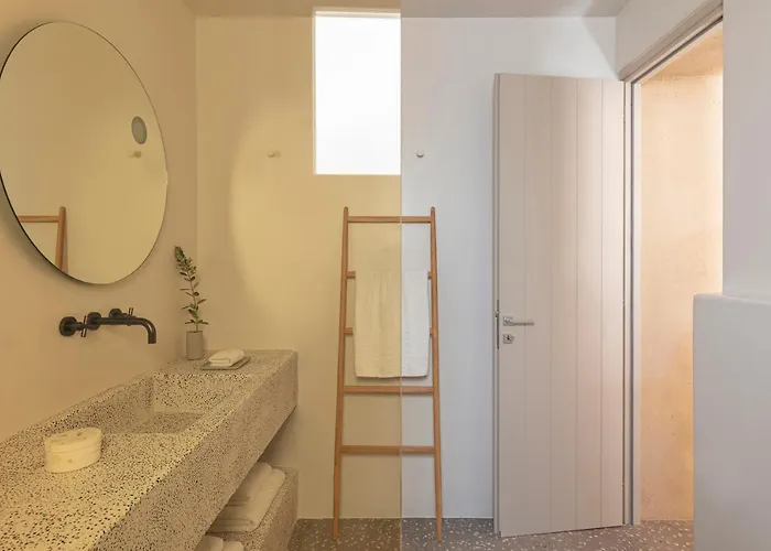 Ethos Fira, Santorini