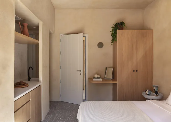 Ethos Fira, Santorini *