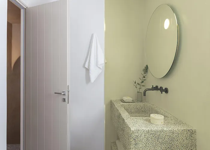 Ethos Fira, Santorini Hotel *