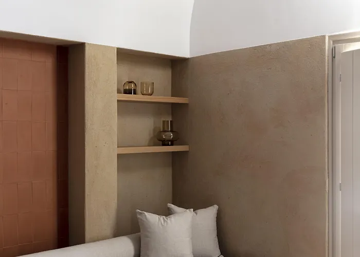 Ethos Fira, Santorini *