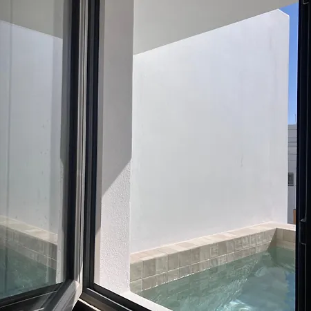 Hotel Ethos Vegan Fira, Santorini *