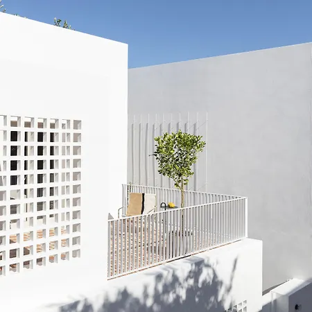 Ethos Vegan Fira, Santorini 호텔 *