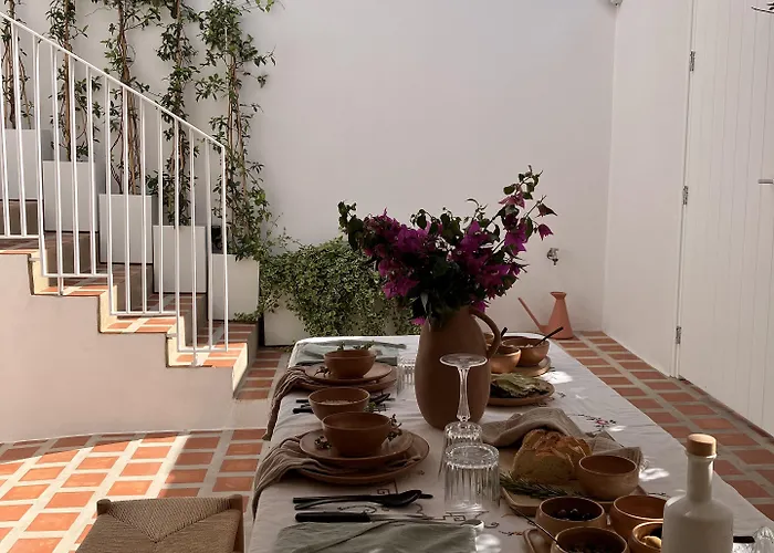 호텔 Ethos Vegan Fira, Santorini 산토리니