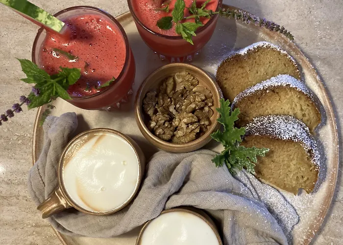 Ethos Vegan Fira, Santorini 호텔 *