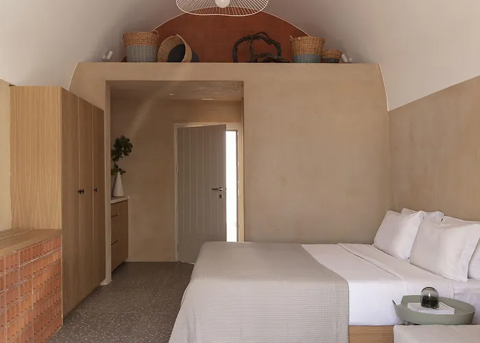 Ethos Vegan Fira, Santorini Hotel