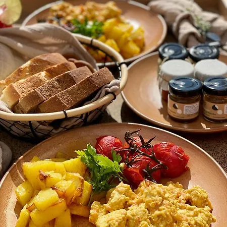 Hotel Ethos Vegan Fira, Santorini